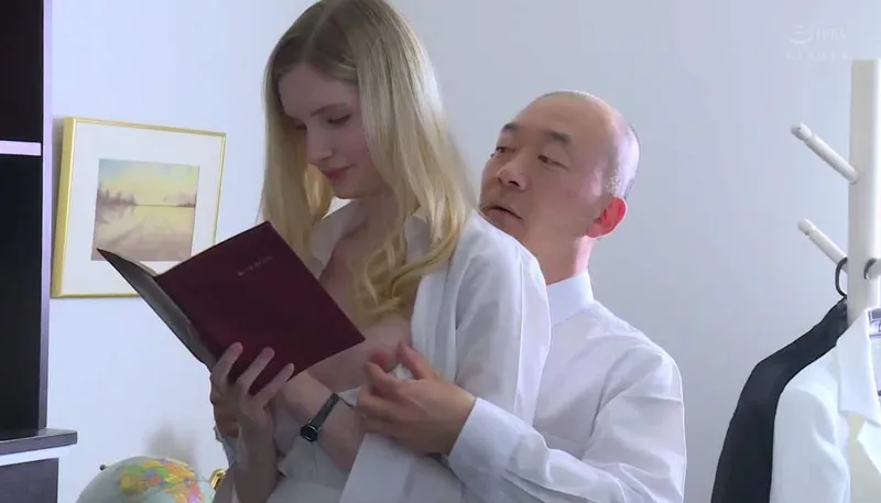 Người vợ chấp nhận làm ghệ cho đối tác của người chồng để trả nợ